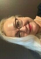 Online SIE tutor named Valentina