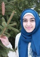 Online College Application Essays tutor named Masooma