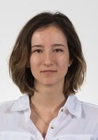 Online Mandarin Chinese tutor named Mia