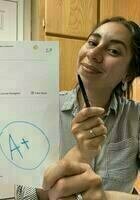 Online Portuguese tutor named Melisa