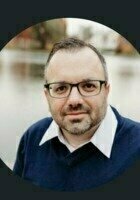 Online SIE tutor named Daniel